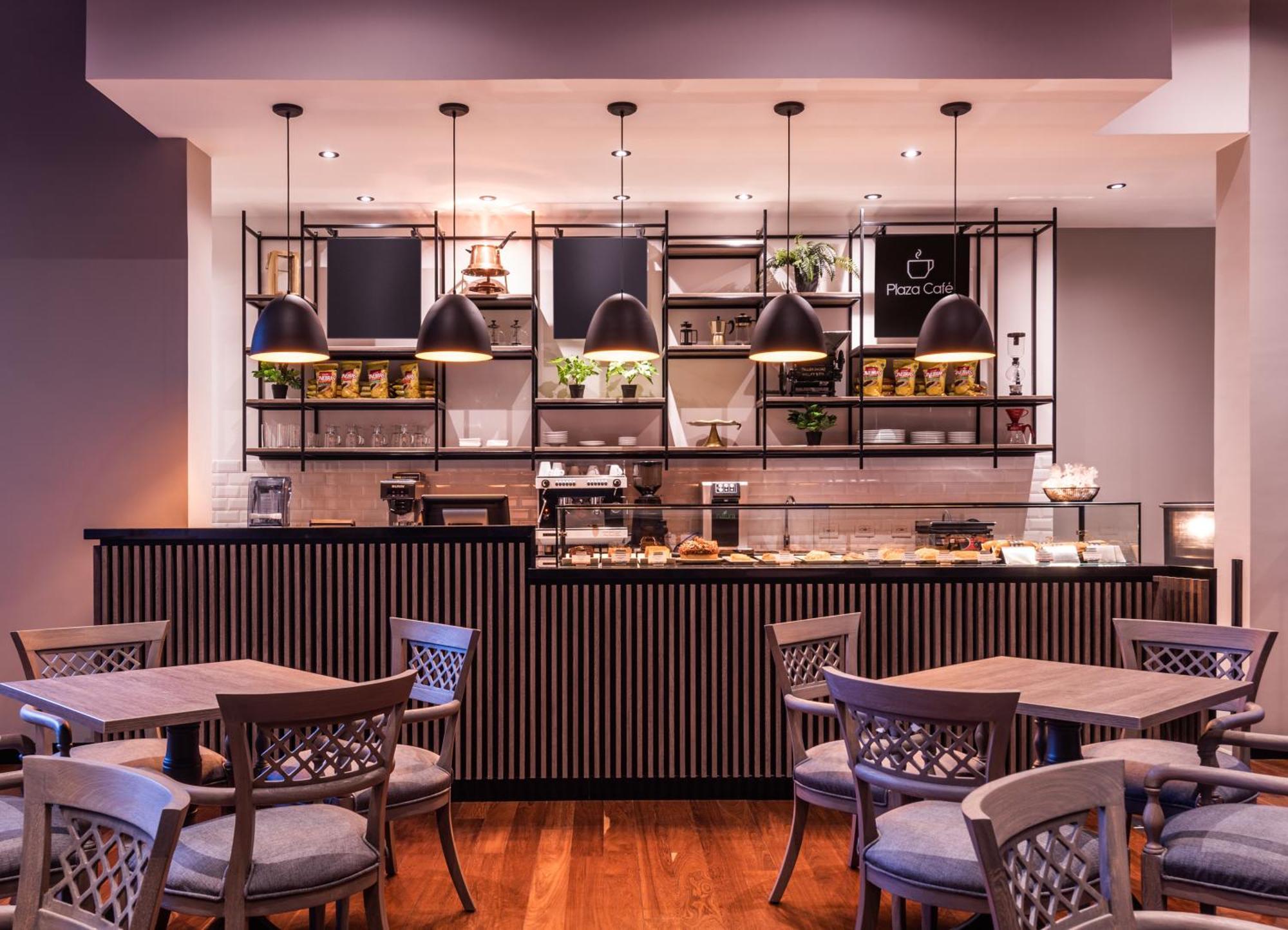 فندق هوتل إستيلر لافونتانا بوغوتا المظهر الخارجي الصورة The interior of the restaurant