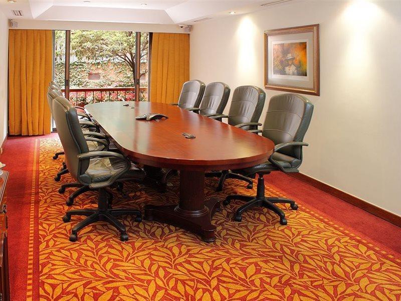 فندق هوتل إستيلر لافونتانا بوغوتا المظهر الخارجي الصورة A meeting room