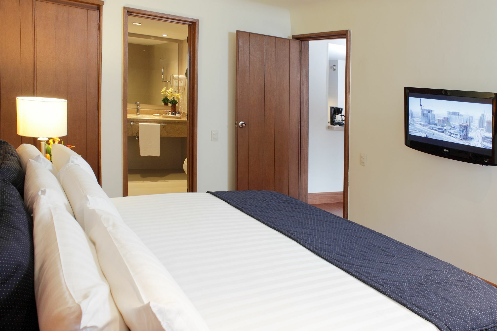 فندق هوتل إستيلر لافونتانا بوغوتا المظهر الخارجي الصورة A bedroom at the hotel